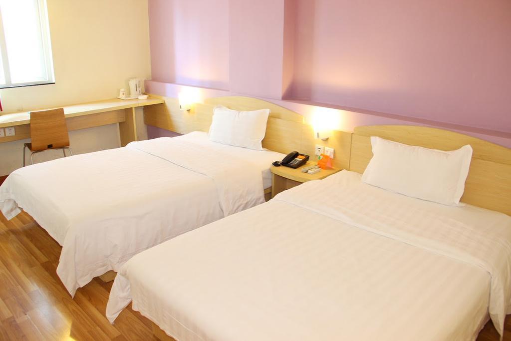 7Days Inn Foshan Beijiao Nanchang Road Шуньдэ Экстерьер фото
